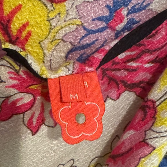 FARM Rio Multicolor Floral Blouse - Picture 7 of 7